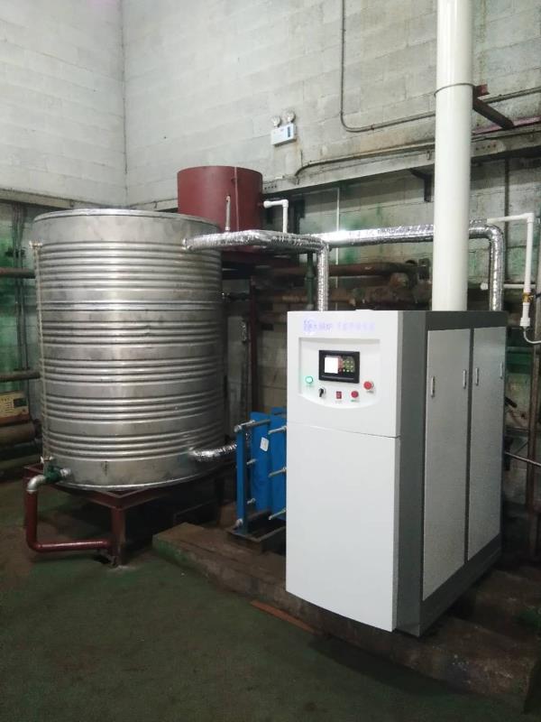 全預混冷凝硅鑄鋁鍋爐365KW安裝完成