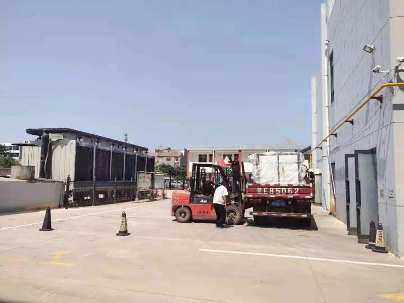 2臺1噸全預混冷凝燃氣模塊鍋爐發往渭南合陽